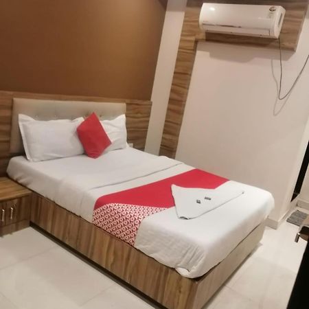 Ruby Hotel Mumbai Exterior foto